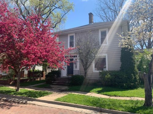 4 Clinton St, Mount Vernon, OH 43050-2724
