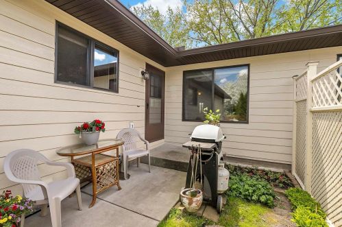 14367 Glenda Dr, Saint Paul, MN 55124-7488