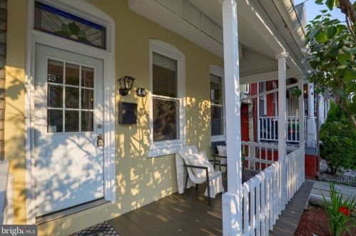 68 Marshall St, Lancaster, PA 17602-3754