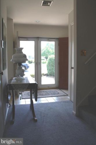 282 Cres Dr, Swatara PA  17033-2335 exterior