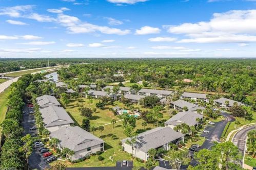 1208 Commonwealth Cir, Naples FL  34116-3620 exterior