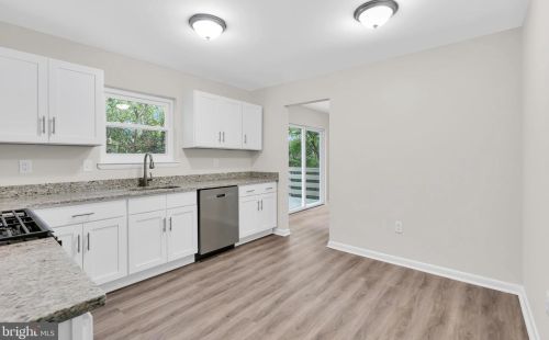 1802 Lakeshore Dr, Browns Mills NJ  08015-1364 exterior