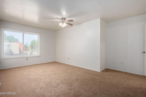 5947 Golden Ln, Glendale AZ  85302-4441 exterior