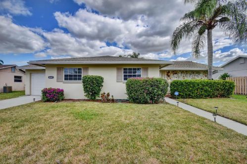 6541 Sleepy Willow Way, Delray Beach FL  33484-3514 exterior
