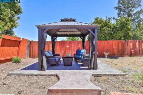 2019 Sequoia Dr, Pacheco CA  94553-4931 exterior