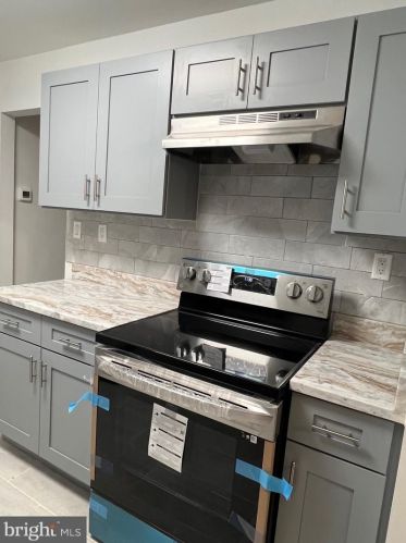 1 Locust Ct, Erial NJ  08081-1932 exterior