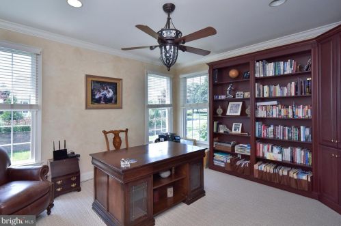 116 Osborne Cir, Kennett Sq PA  19348-1910 exterior