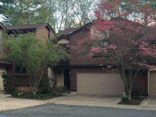 382 Sayre Dr, Princeton NJ  08540-5872 exterior