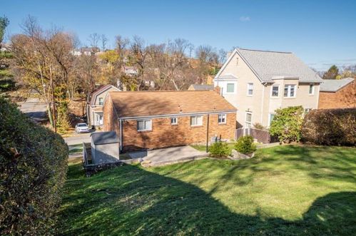 2747 Louisiana Ave, Pittsburgh, PA 15216-2845