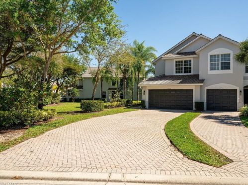 15800 Marcello Cir, Naples, FL 34110-2832