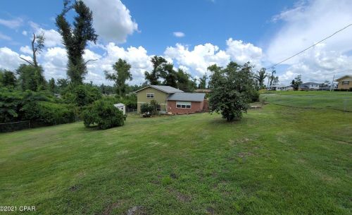 2959 Westmanor Dr, Marianna, FL 32446-3121