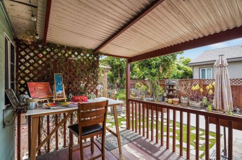 3919 Harney St, San Diego, CA 92110-2826