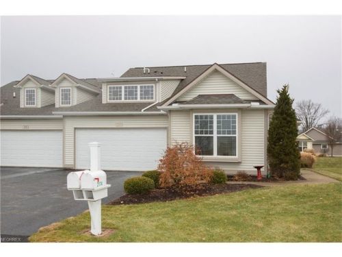 2174 Southampton Ln, Avon, OH 44011-1664