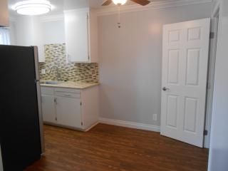 465 Stierlin Rd, Mountain View CA  94043-4652 exterior