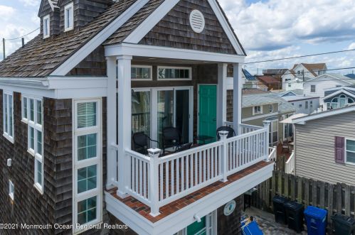 12 Barnegat Way, Lavallette NJ  08735-1901 exterior