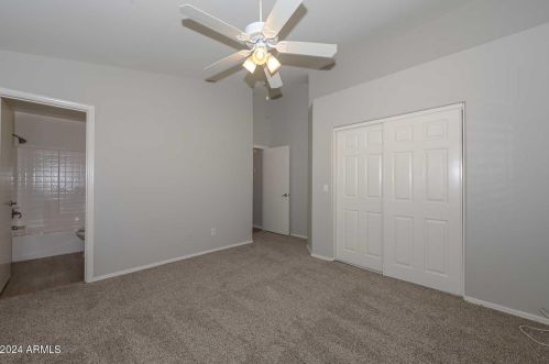 6620 Whispering Wind Dr, Glendale AZ  85310-3465 exterior