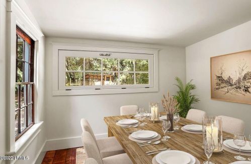 80 Gannet Pt Rd, Beaufort SC  29907-2306 exterior