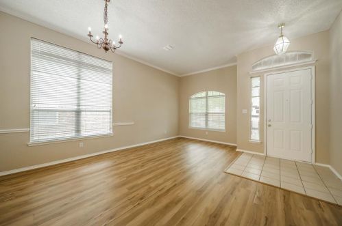 2016 Wimbledon Dr, Allen TX  75013-3028 exterior