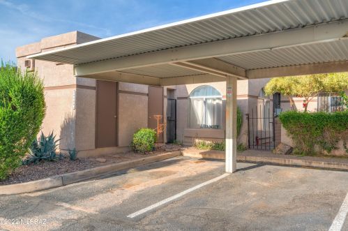 3736 3rd St, Tucson, AZ 85707-3822