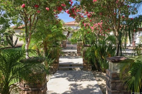 1061 Talcey Ter, Riverside, CA 92506-7519