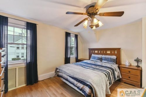 215 Green St, Woodbridge NJ  07095-2005 exterior