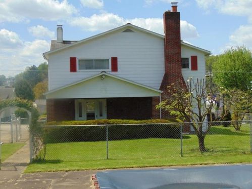 314 Walnut St, Vanderbilt, PA