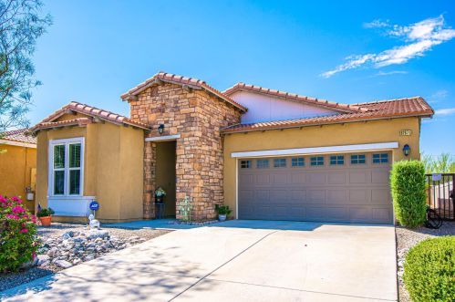 62671 Starcross Dr, Desert Hot Springs, CA 92240-2030