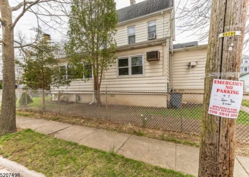 105 Brinkerhoff St, Ridgefield Park NJ  07660-1905 exterior