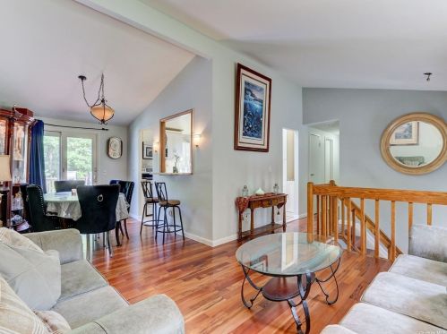 203 6th Ave, Holtsville NY  11742-2341 exterior