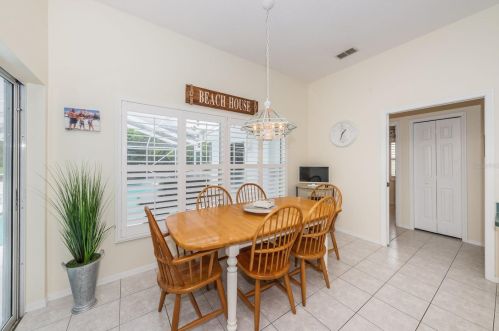 1863 Kinsmere Dr, New Port Richey FL  34655-4539 exterior