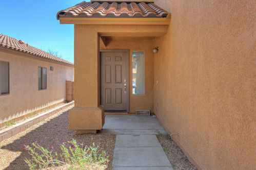 717 Firehawk Dr, Green Valley, AZ 85614-5243