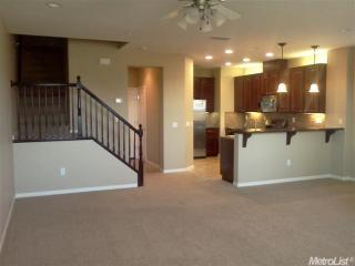 1210 Hudson Cir, Lincoln, CA 95648-7505