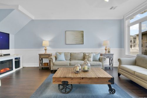 142 Beach 74th St, Far Rockaway, NY 11692-1276