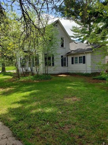 350 2nd Ave, Stanley WI  54768-1212 exterior