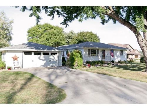 1433 Curtis Bridge Rd, Swisher, IA 52338-9588