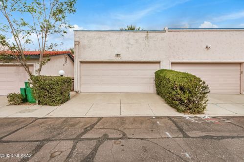416 Joesler Ct, Tucson, AZ 85716-5246