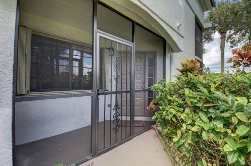 7461 Glendevon Ln, Delray Beach, FL 33446-2802