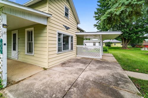 404 Franklin St, Richwood, OH 43344-1033