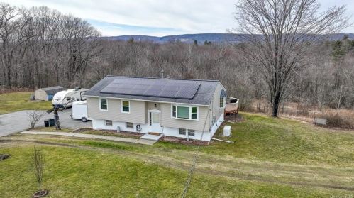 179 Pine Grove Rd, Middletown, NY 10940-7514