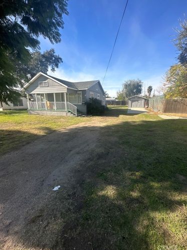 2670 Golden Ave, San Bernardino, CA 92404-4222