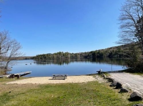 1736 Valley Rd, Washington, NH 03280-3112