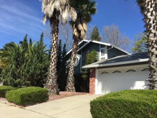 4701 Pretentious Way, Sacramento, CA 95842-3741