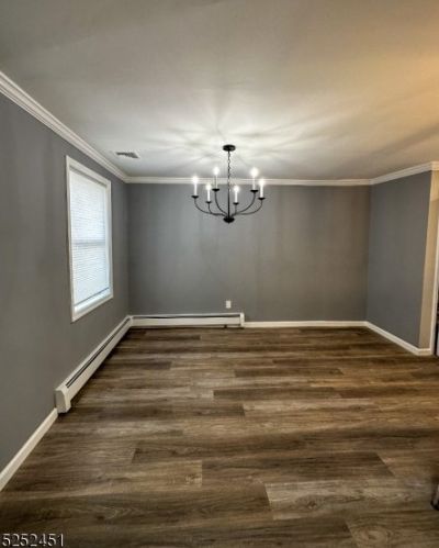 1029 Chandler Ave, Roselle NJ  07203-2746 exterior