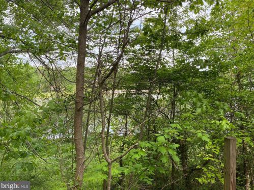 415 Westwood Rd, Stanardsville, VA 22973-3063