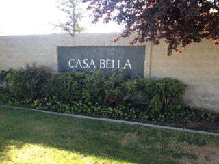 400 Derbyshire Dr, Bakersfield, CA 93307-8846