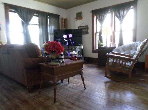 404 Foster St, Tomah, WI 54660-1602