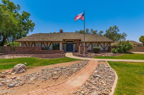 6601 Bloomfield Rd, Glendale, AZ 85304-1640