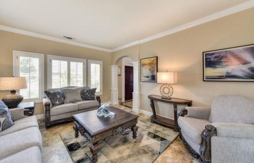 255 American River Canyon Dr, Folsom CA  95630-7142 exterior