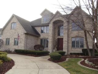 1848 Redwood Ln, Hammond, IN 46321-5161