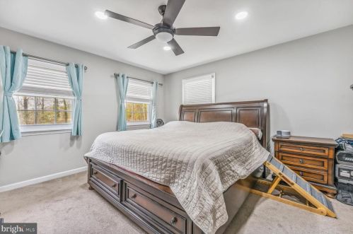 1900 Hedding Rd, Columbus NJ  08022-2067 exterior